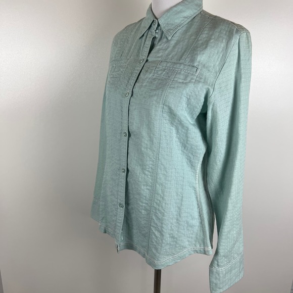 The North Face Button Down Bamboo Shirt - Picture 4 of 13